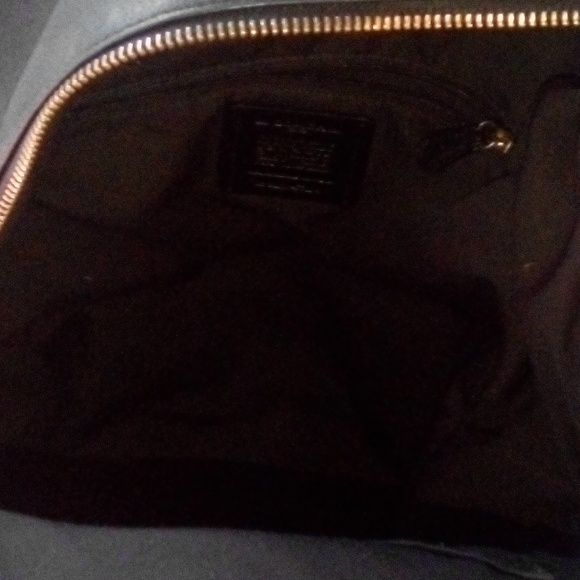 Leather Coach backpack - Picture 4 of 4